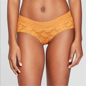 NWT 5/$15 Gold XL lace hipster underwear